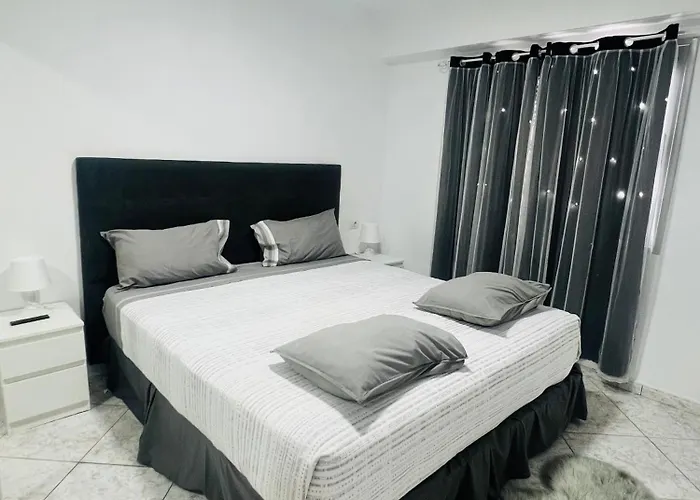 La Estrella, Cristianos *