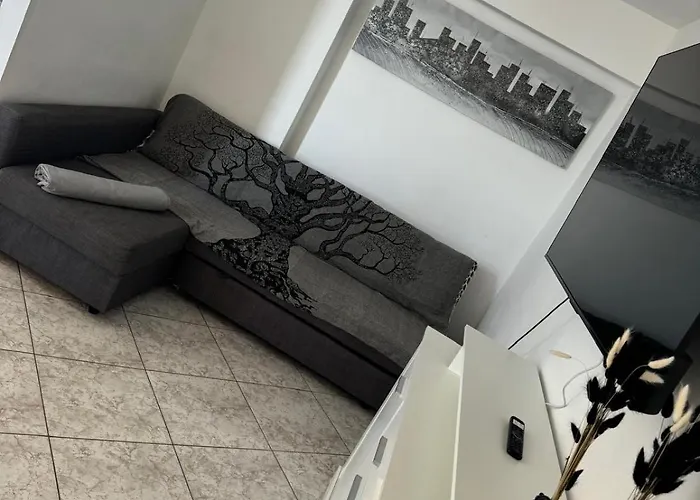 La Estrella, Cristianos * Arona (Tenerife)